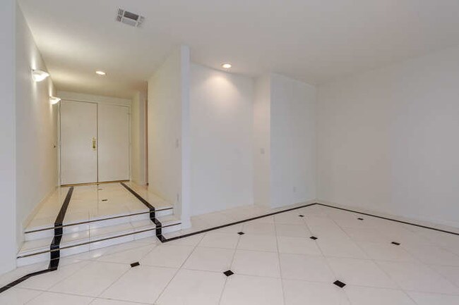 Front Entry - 750 S Bundy Dr