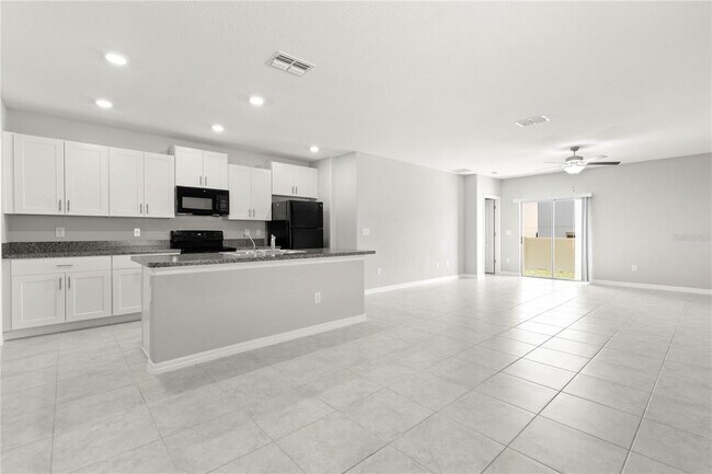 Foto del edificio - 10217 Summer Kiss Ave