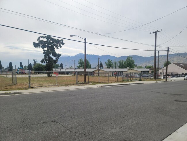 Foto del edificio - 545 N 2nd St