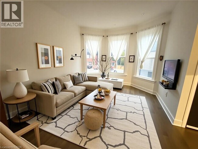 Building Photo - 81 Grant Ave