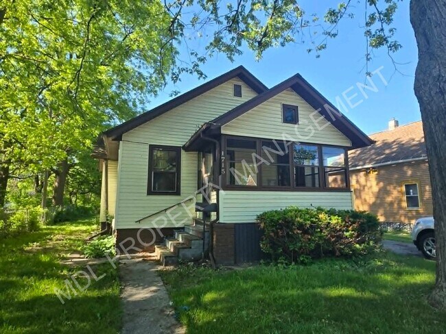 Foto del edificio - 3-Bedroom House in Saginaw