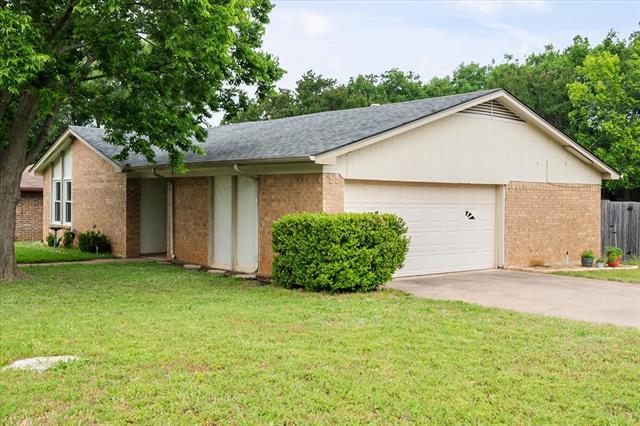 Building Photo - 709 Prairie View Dr