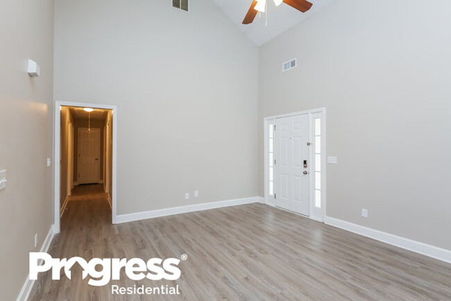 Foto del edificio - 93 Cypress Pl