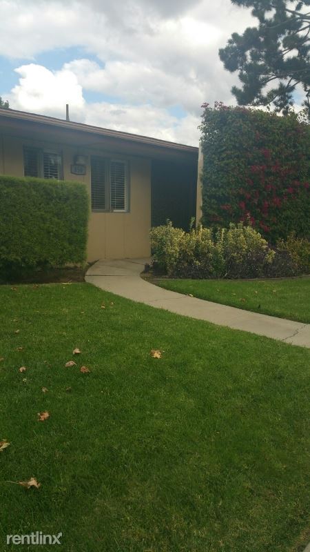 Primary Photo - 2 br, 1 bath Apartment - 850 E. Lynwood Dr.