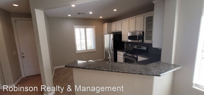 Building Photo - 3 br, 2.5 bath House - 11932 Kingfisher Daisy