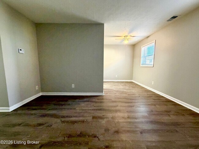 Foto del edificio - 1922 Silver St