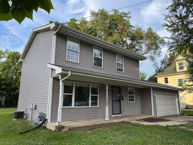 Building Photo - 523 Locust St