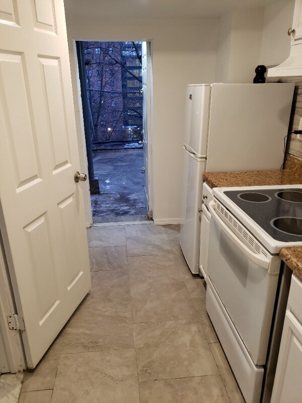 Foto principal - 1324 Clay Ave