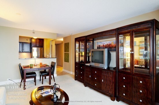 Foto del edificio - 474 N Lake Shore
