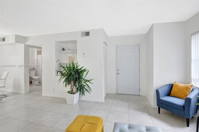 Foto del edificio - 9999 Summerbreeze Dr