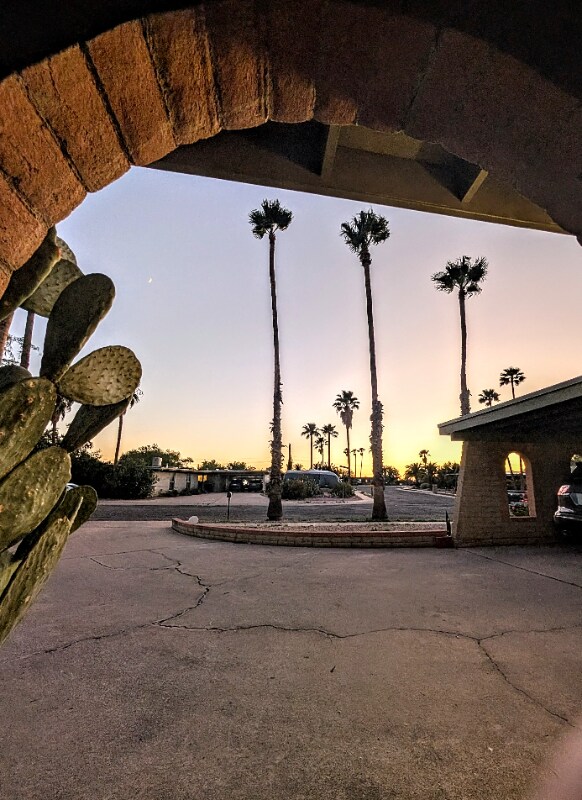 Foto del edificio - 1810 N Heatherbrae Ave