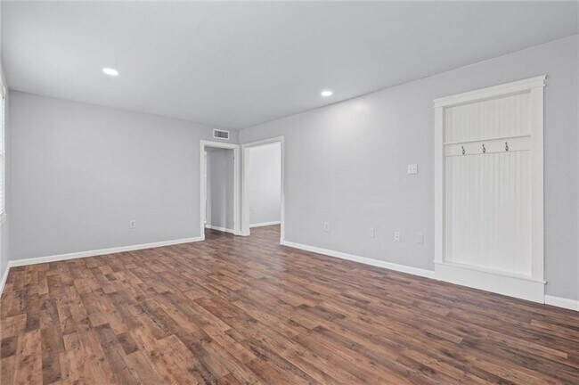 Foto del edificio - 214 Upham St
