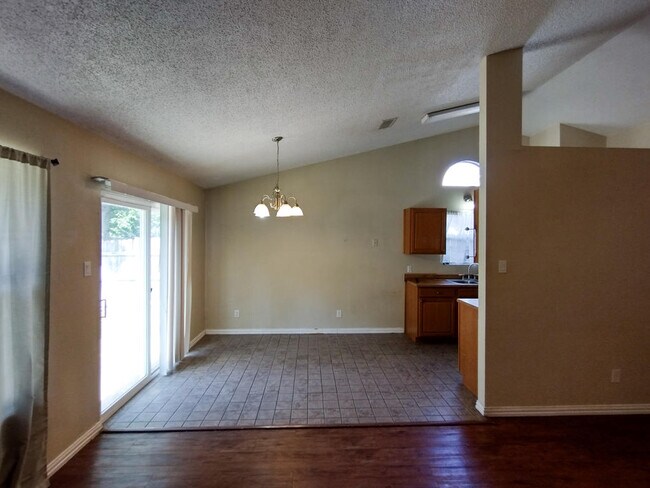 Foto del edificio - 3608 Saratoga Ave