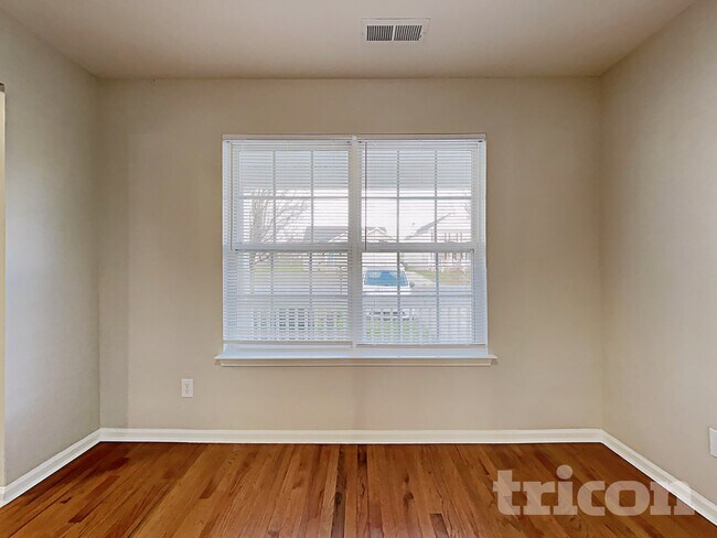 Foto del edificio - 9335 White Aspen Pl