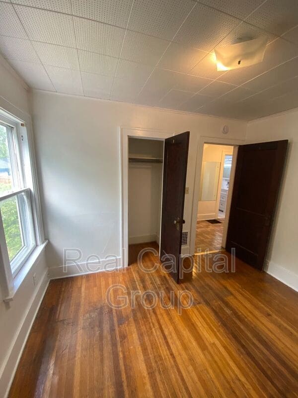 Foto del edificio - 511 Shirley Ave