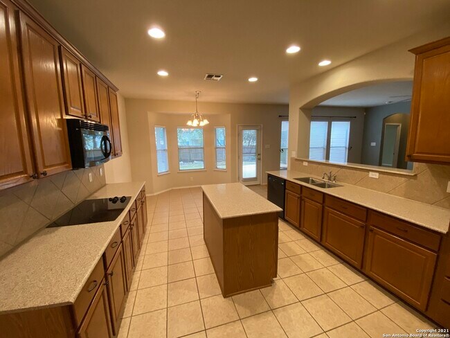 Foto del edificio - 7610 Mission Ledge