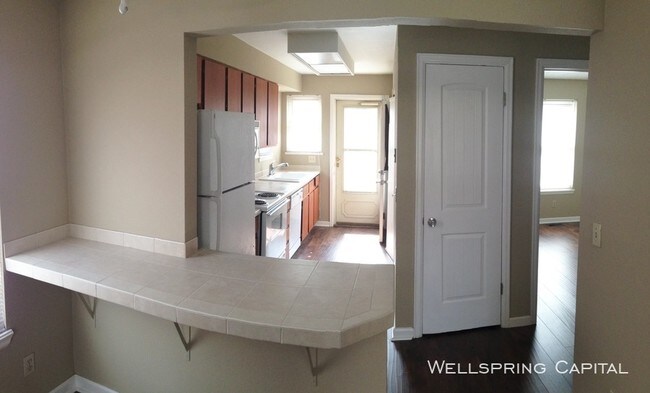 Foto del edificio - 8164 Washington St