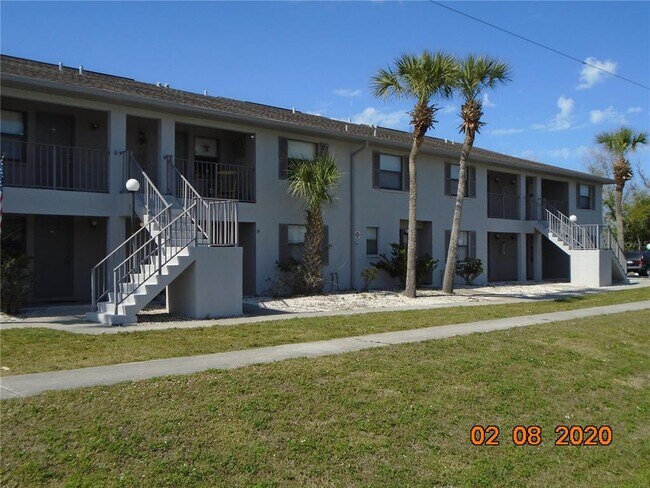 Foto del edificio - 2425 Caring Way