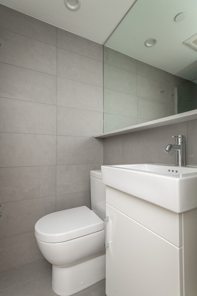 Foto del edificio - 461 Massachusetts Ave