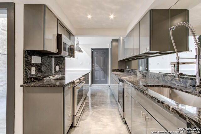 Foto del edificio - 205 Chichester Pl