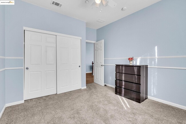 Building Photo - 1361 Tiffany Dr