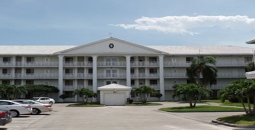 Foto del edificio - 2761 Village Blvd