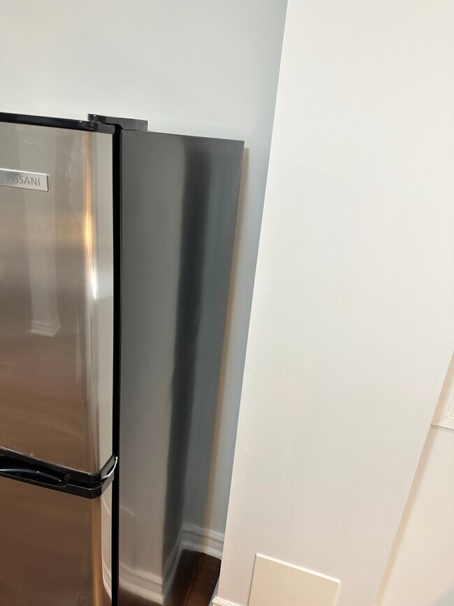 Photo du bâtiment - 99 Ina Ln