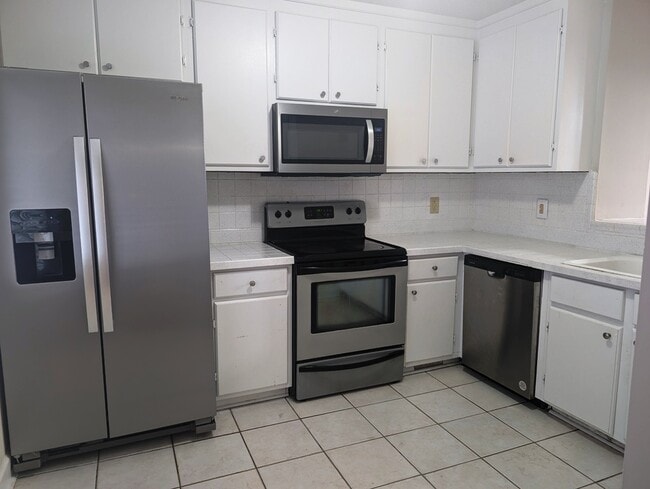 Building Photo - 3503 Christopher Dr NW