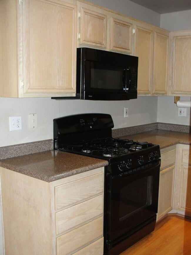Foto del edificio - 5258 Steinbrenner Ln