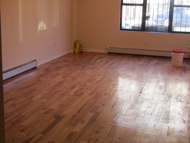 Building Photo - 72 Buffalo Ave