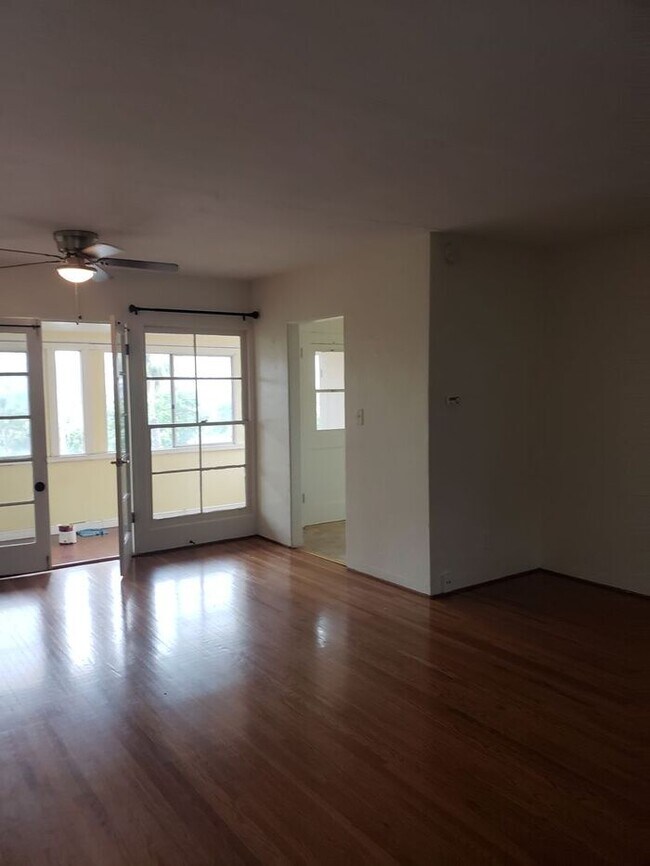 Foto del edificio - Charming 2bdr house overlooking downtown La Mesa!