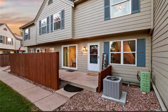 Building Photo - 4362 Hawks Lookout Ln