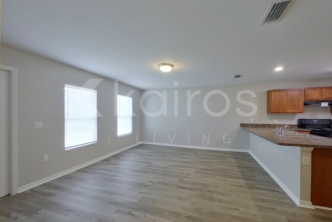 Foto del edificio - 315 NE 25th Terrace