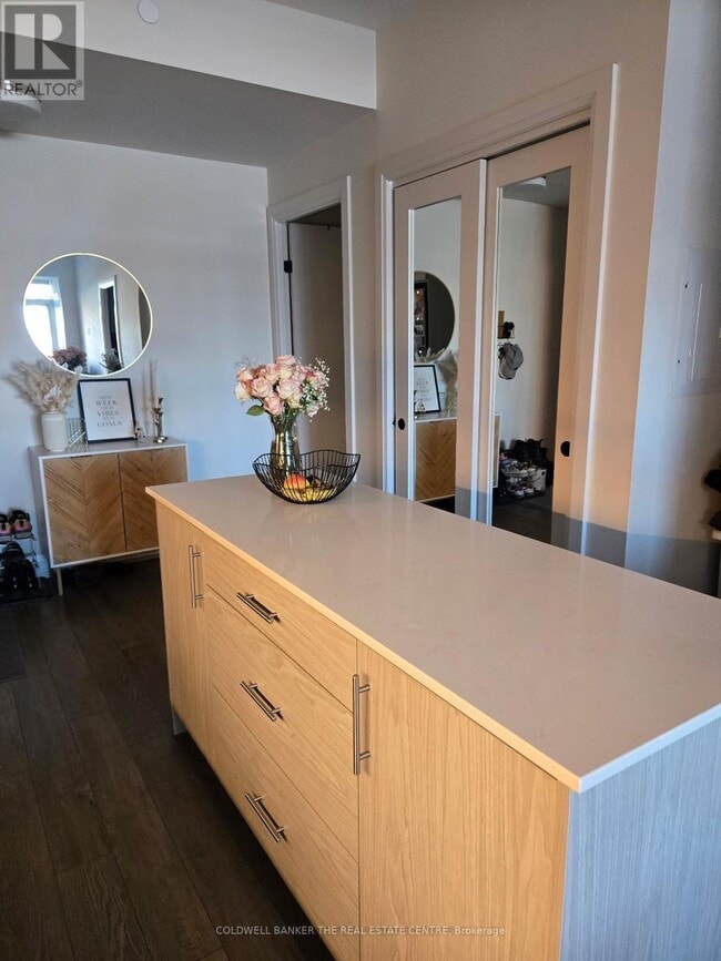 Photo du bâtiment - 212 King William St