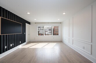 Building Photo - 309 Palisade Ave