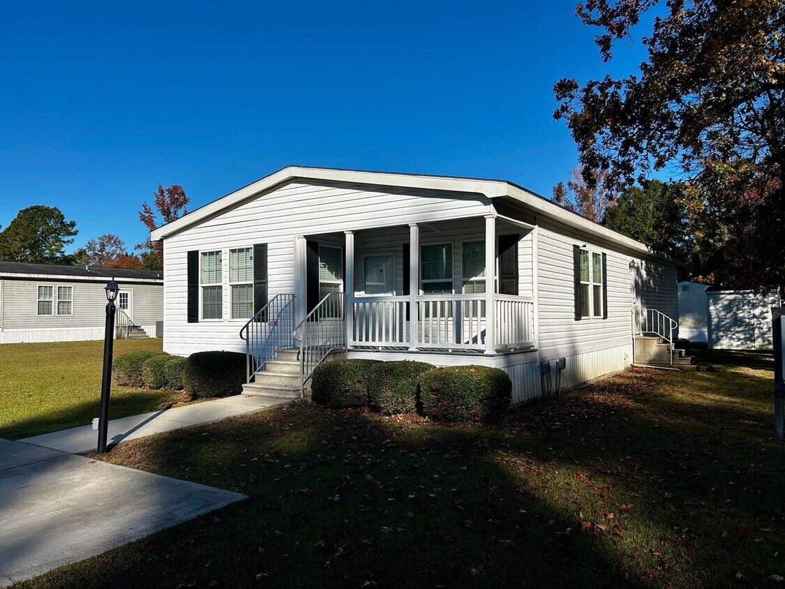 Foto principal - 3 Bedroom/2 bathroom home for rent