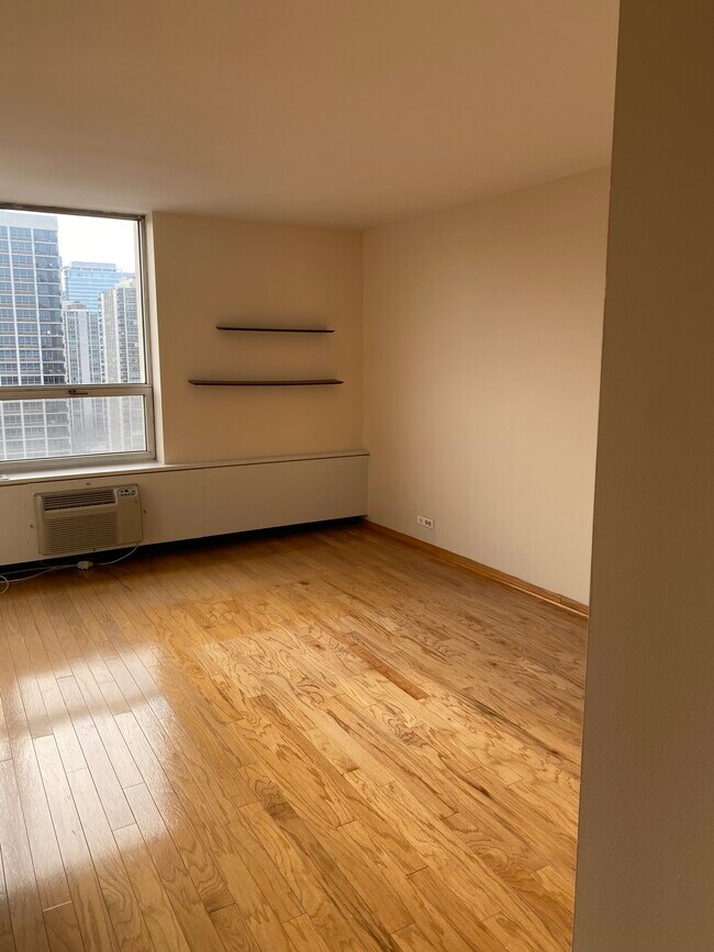 Bedroom 2 - 70 W Burton Plz