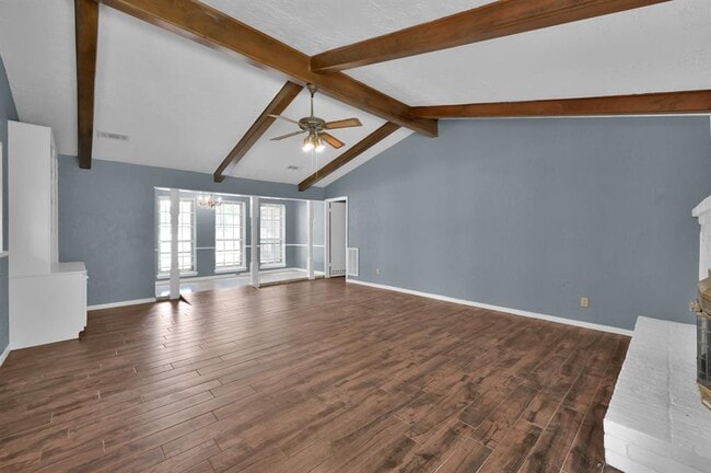 Building Photo - 27110 Jimmy Ln