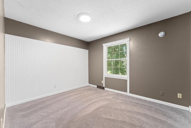 Building Photo - Cozy 3 bedroom in eastern Sioux Falls