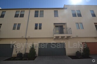Building Photo - 11373 S Oakmond Rd