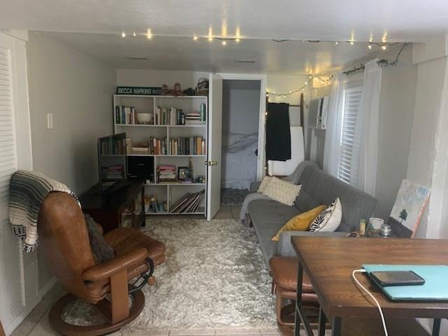 Foto principal - 4033 Cole Ave