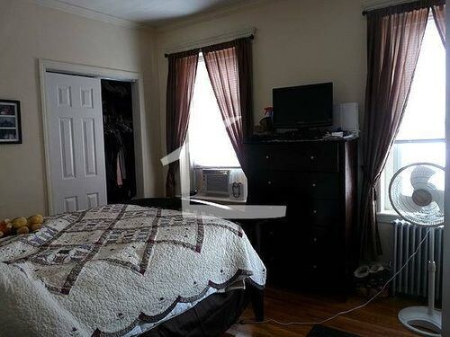 Foto del edificio - 1539 Beacon St