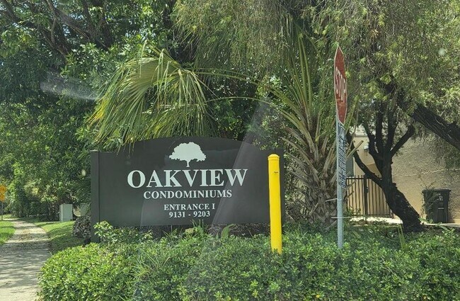 Foto del edificio - 9187 Fontainebleau Blvd