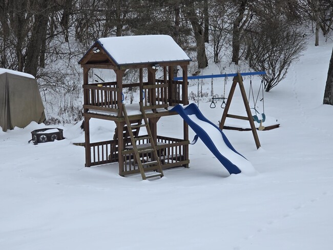 Building Photo - 1021 Whirlaway Dr