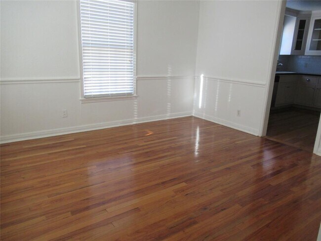Foto del edificio - 10614 Deer Canyon Rd