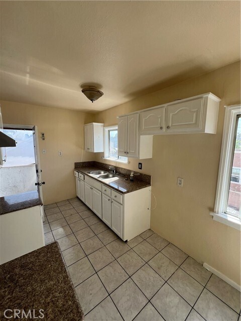 Foto del edificio - 3076 Liberty Blvd