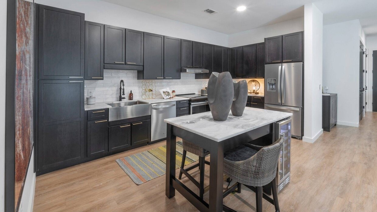 Hazel SouthPark Apartments in Charlotte, NC