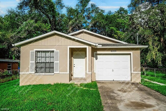 Foto del edificio - 3 br, 2 bath House - 8209 N Elmer St