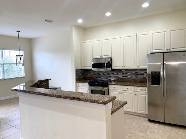 Building Photo - 8035 NW 127th Ln