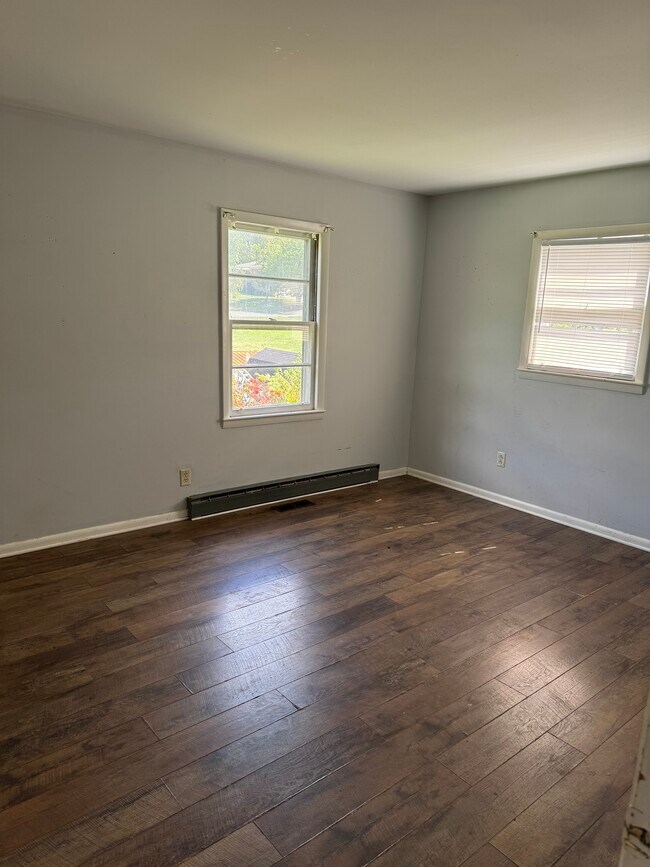 Building Photo - 271 Coventry Ct